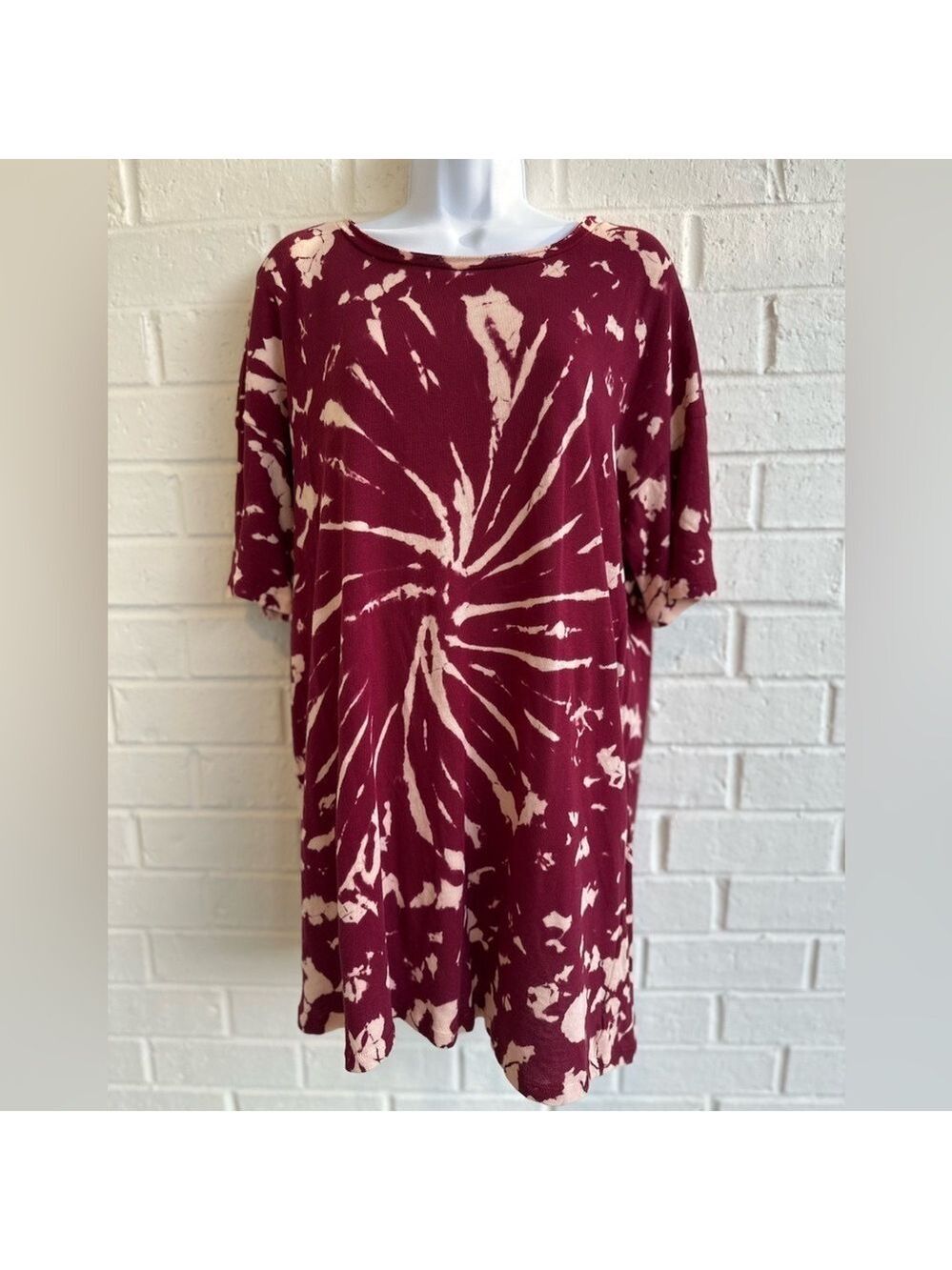 True Craft Women's Wine Cream Tie-Dye Crew neck Short sleeve Tunic Top Size XL